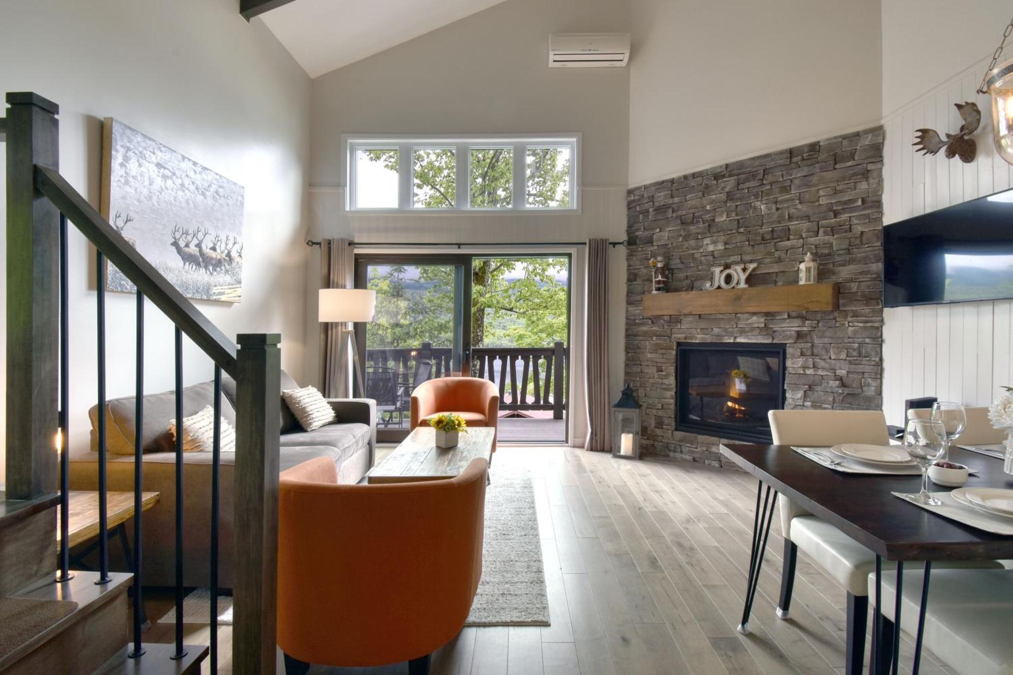 Stunning Condo - View On Lake Tremblant & Mountain Mont-Tremblant Exterior foto