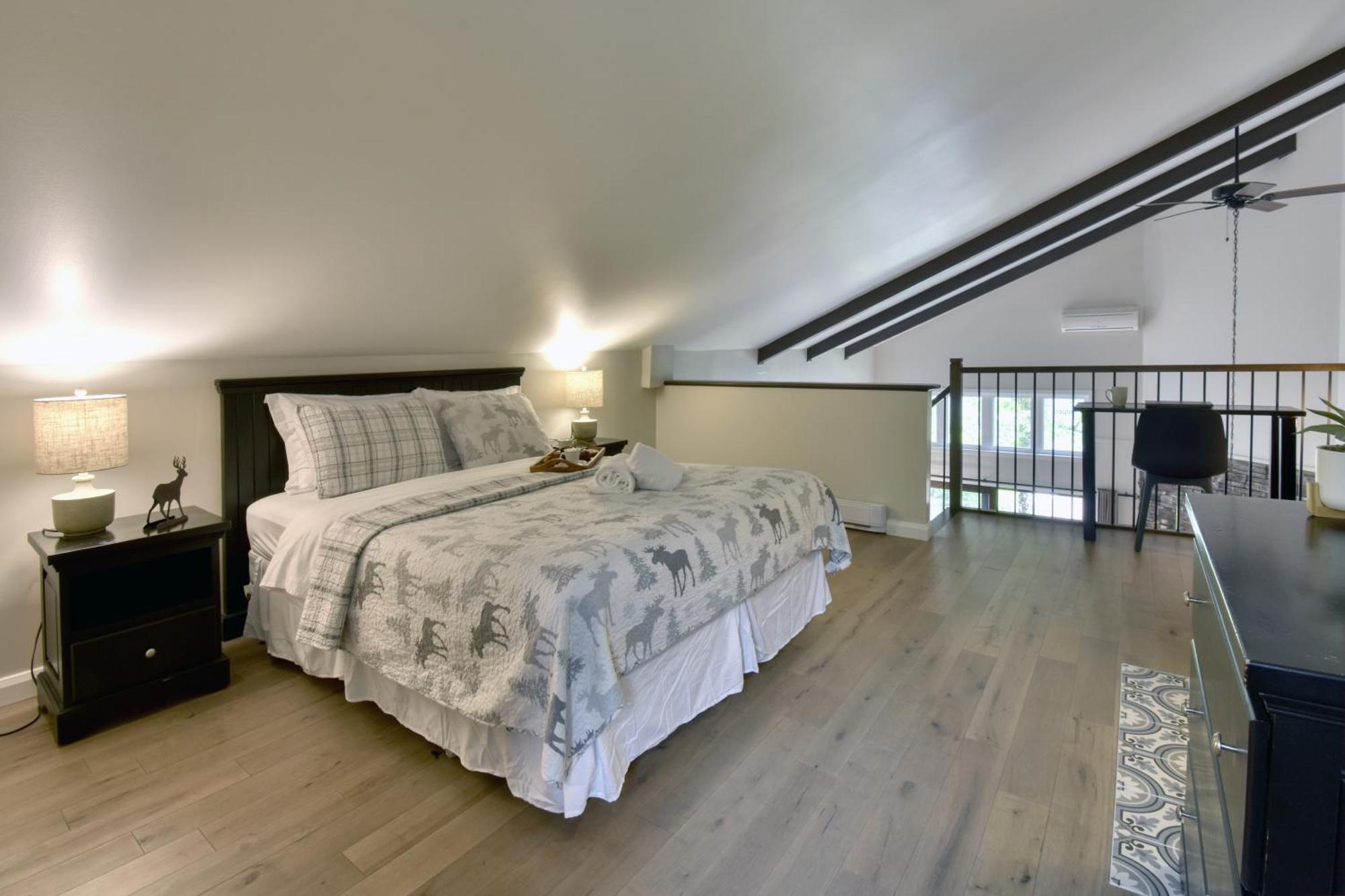 Stunning Condo - View On Lake Tremblant & Mountain Mont-Tremblant Exterior foto